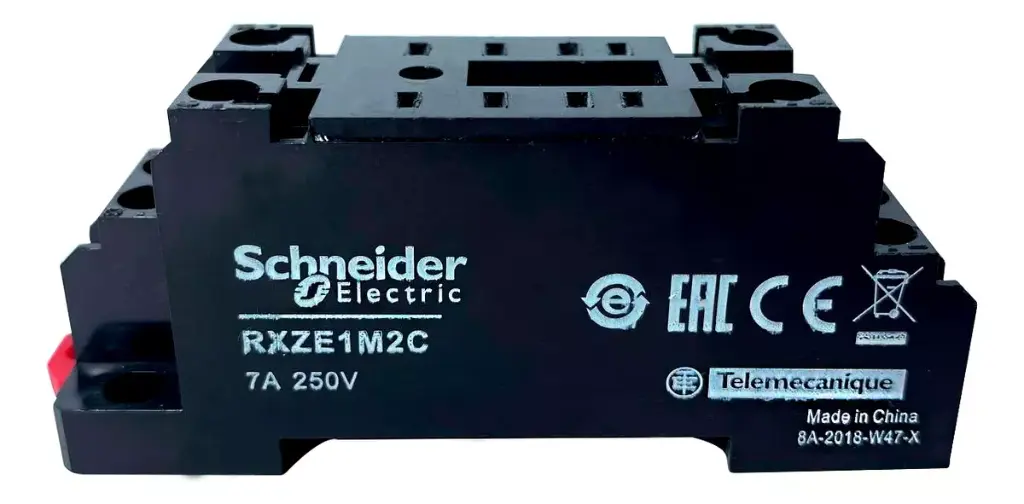 BASE RELÉ RXZE1M2C